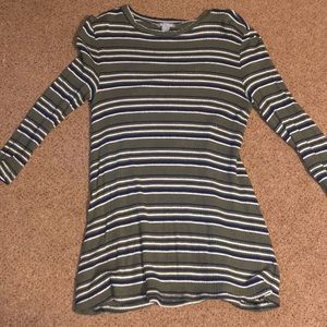 Green and navy stripped 3/4 sleeve